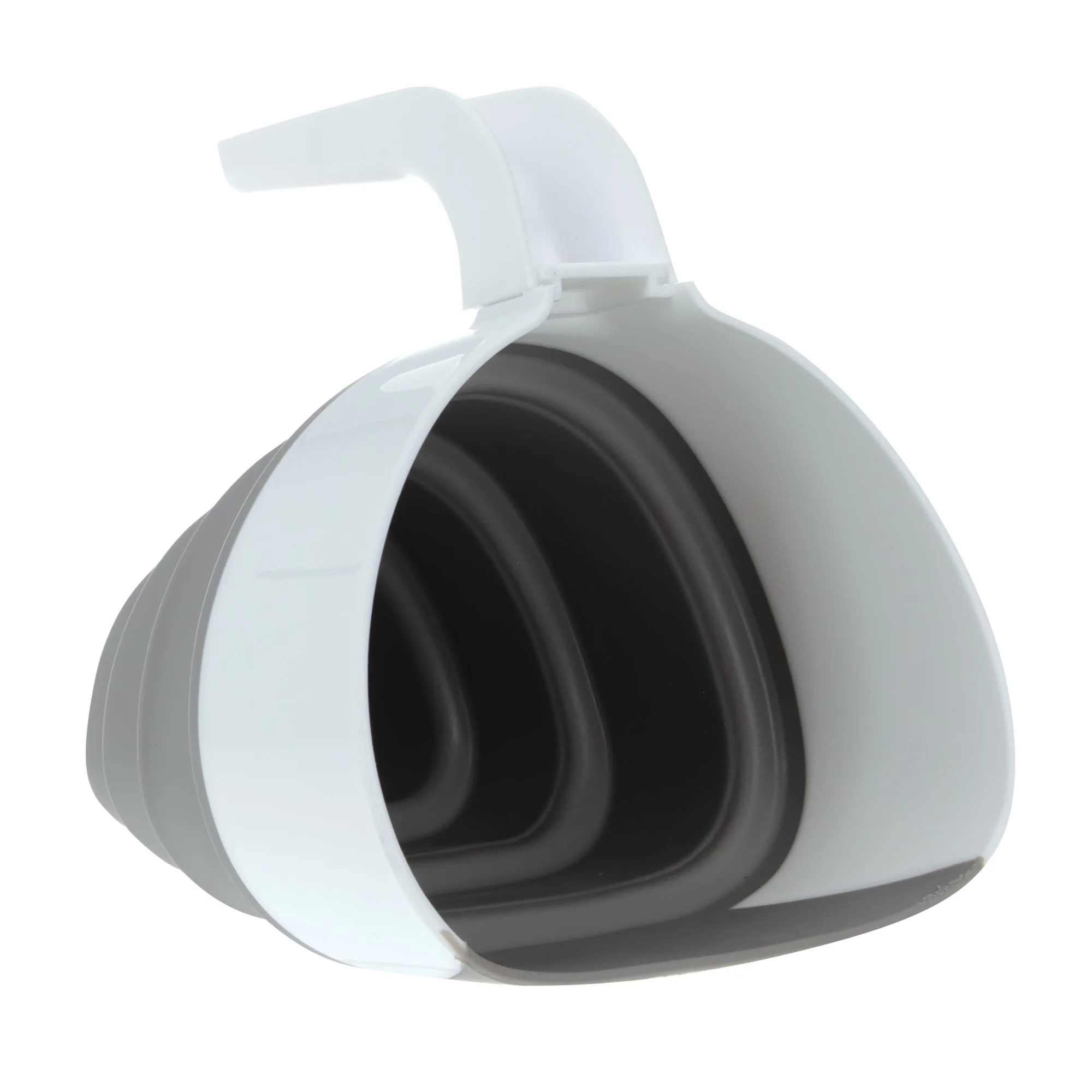 Collapsible Shampoo Rinse Cup - Image 3